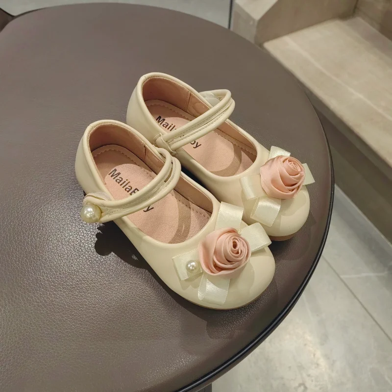 Girls Princess Shoes New Kids Fashion Flower Leather Shoes Children Elegant Temperament Dance for Party Wedding