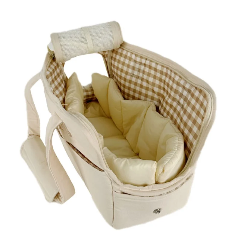 beige bag and mat