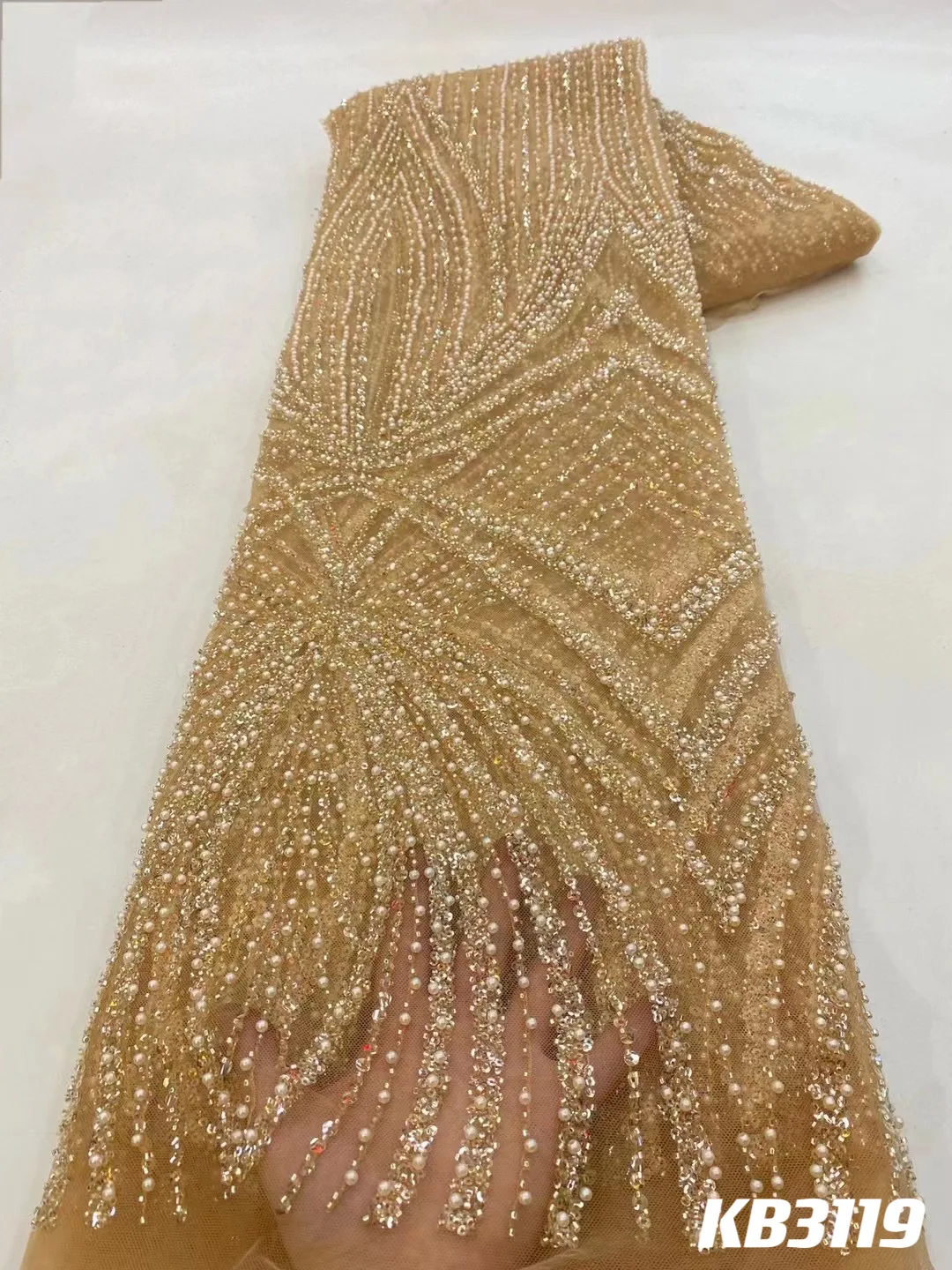 Latest White African Beaded Lace Fabrics Luxury Sequins French Mesh Tulle Beads Lace Fabrics For Wedding Party Dress KB3119