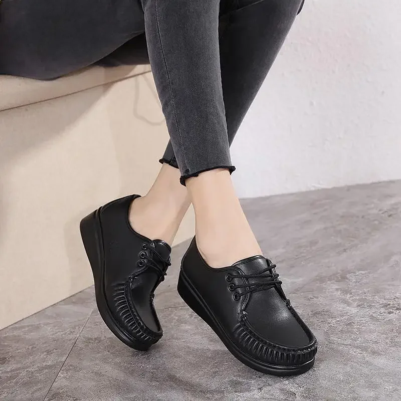 

Туфли для матери, удобные весенние туфли на мягкой подошве, Женская дышащая повседневная рабочая обувь из мягкой кожи 2023, кожаные туфли средней длины