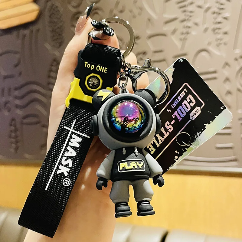 宇宙デザイン クマ型キーホルダー しろくま宇宙飛行士キーホルダーの商品ページ｜卸・仕入れサイト
