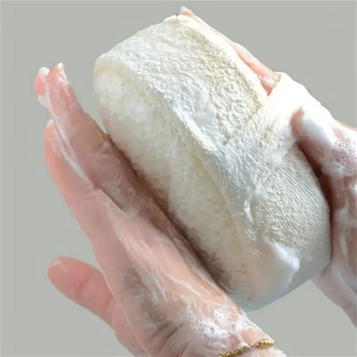 Natural Loofah Body Scrubber for Exfoliating Bath