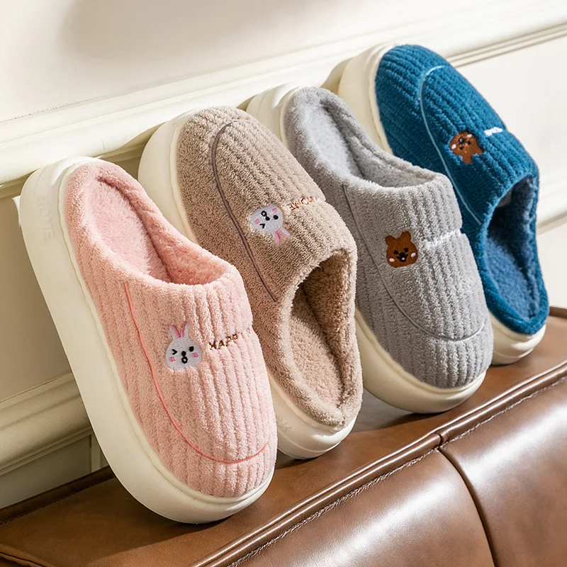 

A0558 2023 New Cotton Slippers Winter Indoor Home Thickened Velvet Anti-Slip Couple Style Home Warm Cotton Slippers for Women