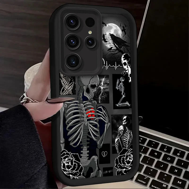 Stylish Artistic Heart Skull Phone Case - Unique Design Protective Cover