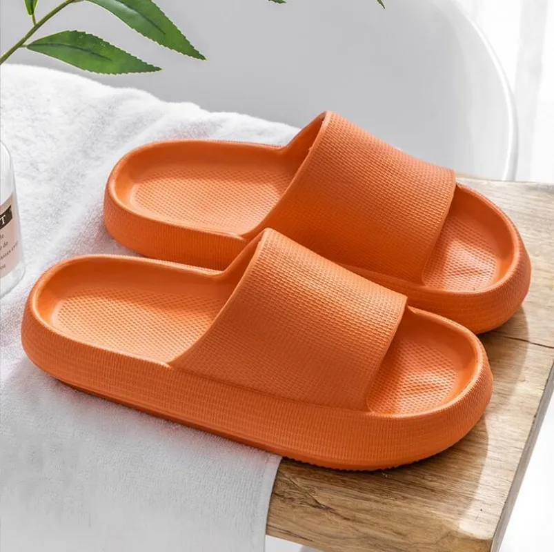 

Шлепанцы женские домашние на толстой платформе, сланцы из ЭВА, мягкая подошва, Нескользящие, для ванной комнаты, летние тапочки, 2023