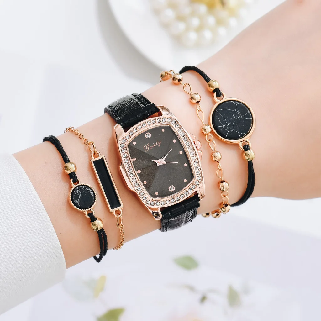 Women's Luxury Designer Watch-Bracelet Style With Diamond Heart Shaped  Dial, Elegant Quartz Watch With Heart-Shaped Strap | SHEIN USA