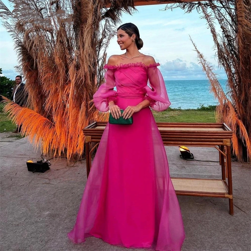 

Romantic Hot Pink Organza Off Shoulder Prom Dresses Tulle Long Puff Sleeves Evening Gowns Floor Length Party Dress فساتين السهرة