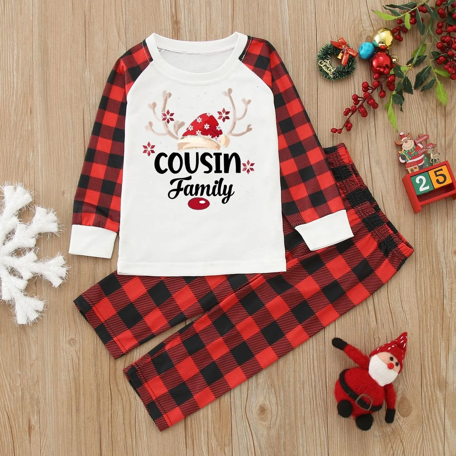 thumbnail image 2 of Conjuntos familiares a juego para Navidad, pijamas de 2 piezas para mamá, papá e hijos, mamelucos para bebé, ropa de dormir informal y holgada, pijamas de aspecto familiar para Navidad, 2 of 5