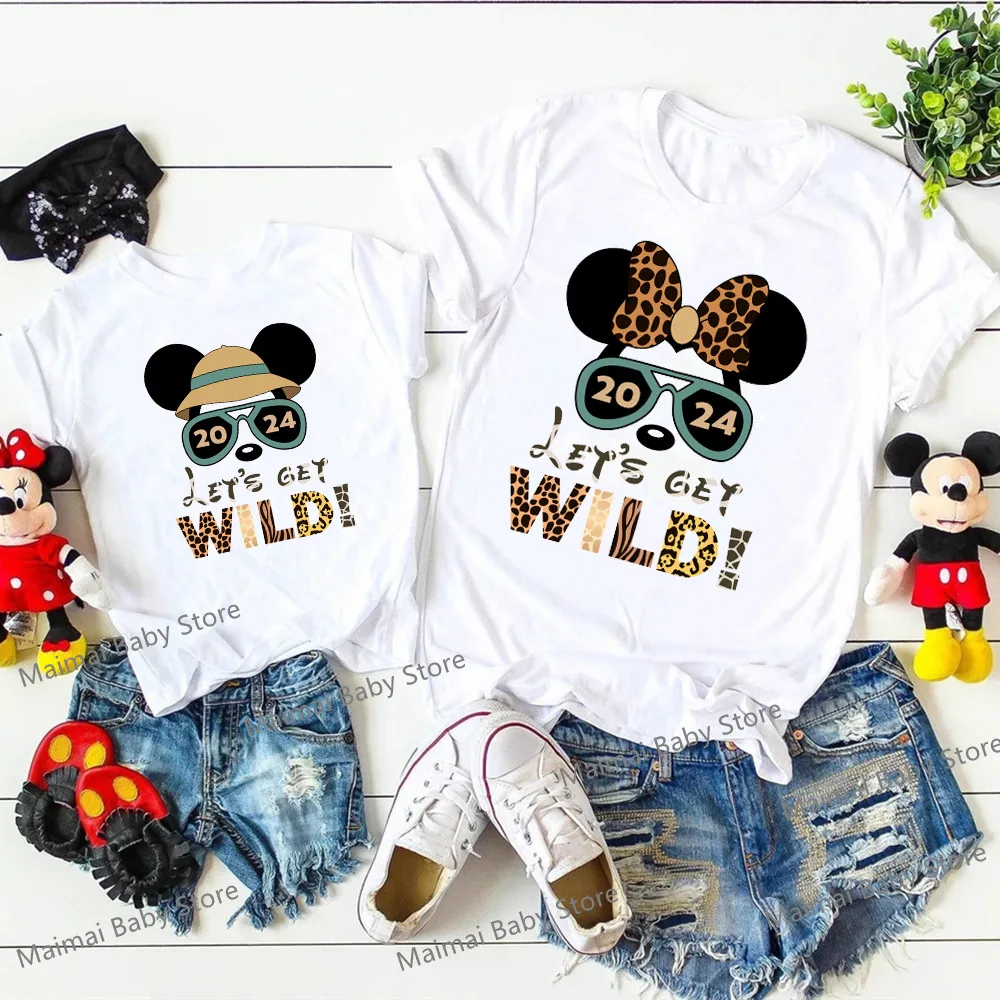 

2024 Disney Let's Get Wild Funny Family Matching Shirts Animal Kingdom Mickey Minnie Print Dad Mom Kids Baby Family Trip Outfits