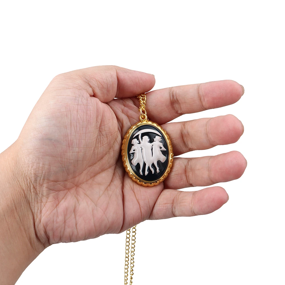 Фото Ожерелье Agatha Cameo Harkness Darkhold Diaries металлическая подвеска 5 см комикс агата реквизит для косплея Реплика такерлама №4