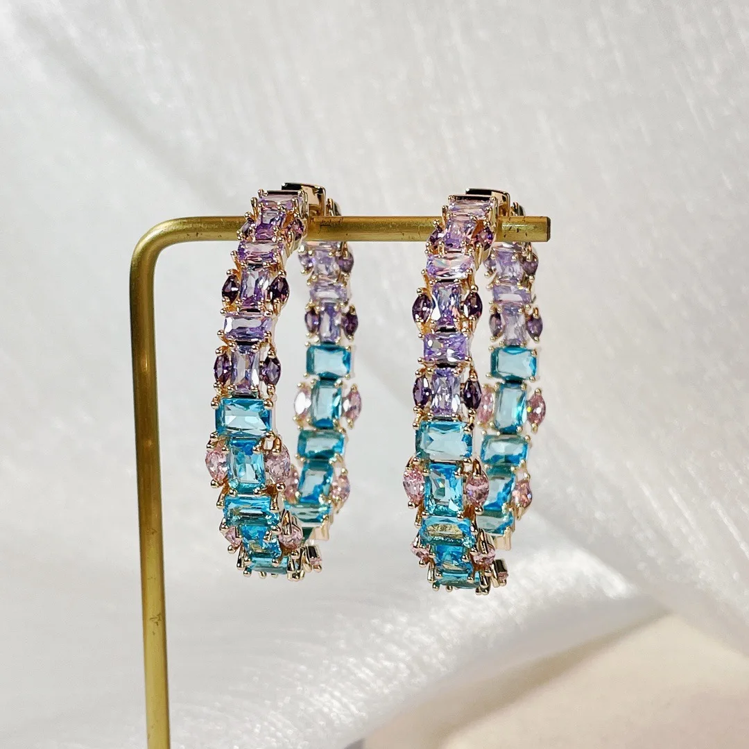 

Fashion fresh geometric color Zirconium c earrings light luxury temperament earrings