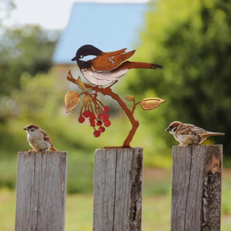 

Garden Stake Design Pileated Bird Rusty Metal Silhouette Yard Bird Decor Silhouette Lawn Tree Metal Decoration