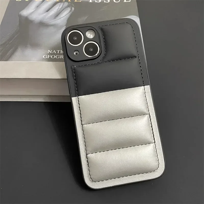 

The New Patchwork Down Jacket Is Suitable for iPhone 15promax Phone Case 14plus Padded 13pro Full Cover 12 Protection Cover