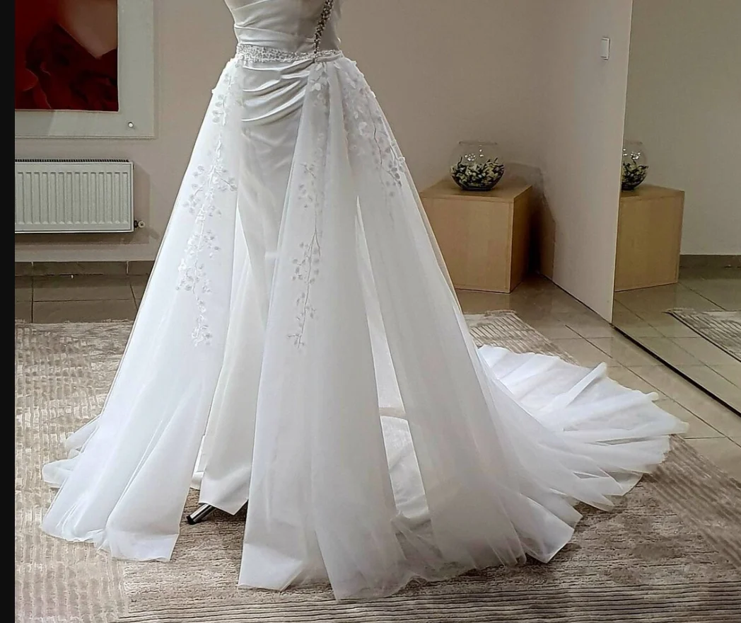 wedding-overskirt-is-decorated-with-3-d-leaves-detachable-tulle-lace-overskirt-removable-wedding-train-custom-size