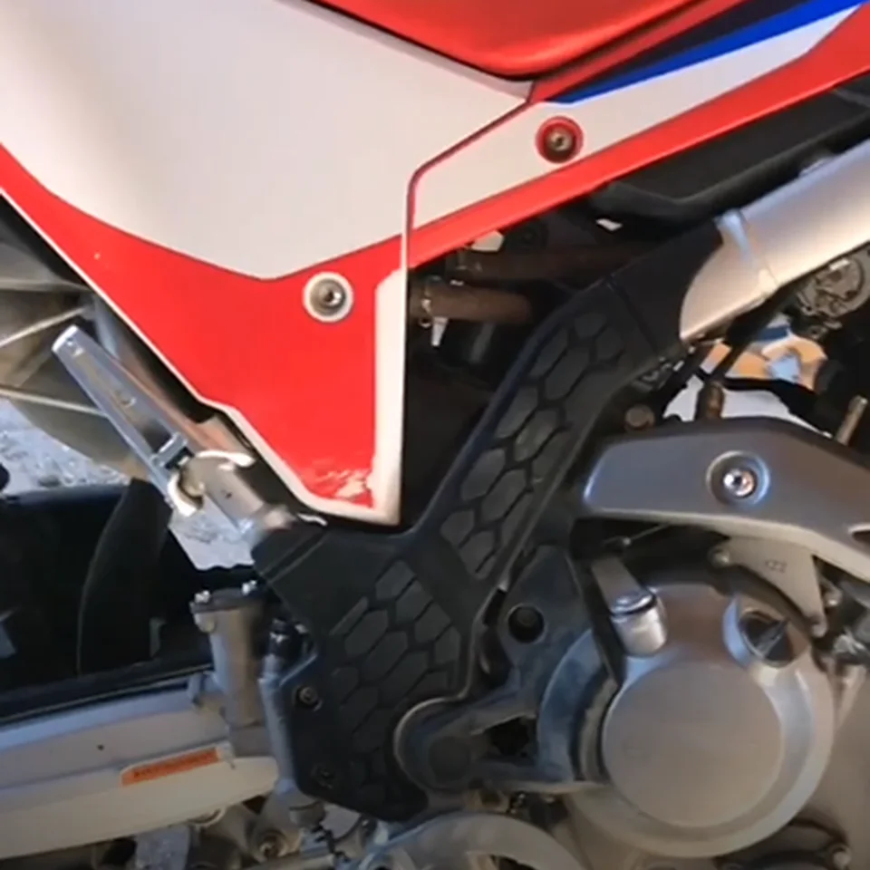 Protector De Cárter Para Honda CRF300L - Placa Deslizamiento, Aluminio, Plata/Negro/Rojo, Protección Motor