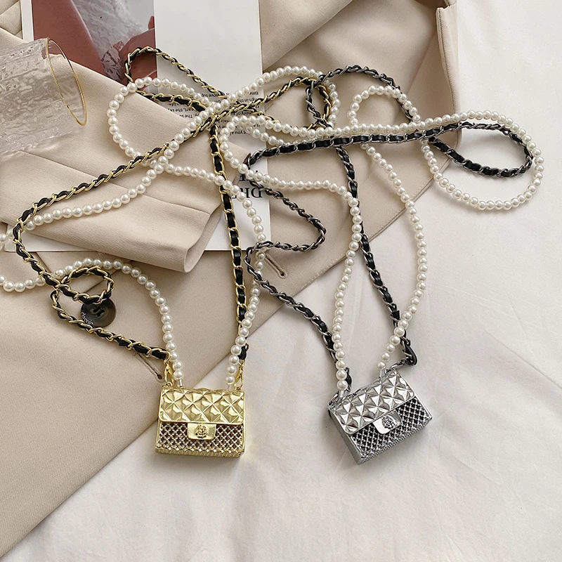 Modische Metallschultern für Damen, hochwertige Umhängetasche, Designer-Bekleidungszubehör, Umhängetasche, niedlicher Mini-Diamant_voghion.com