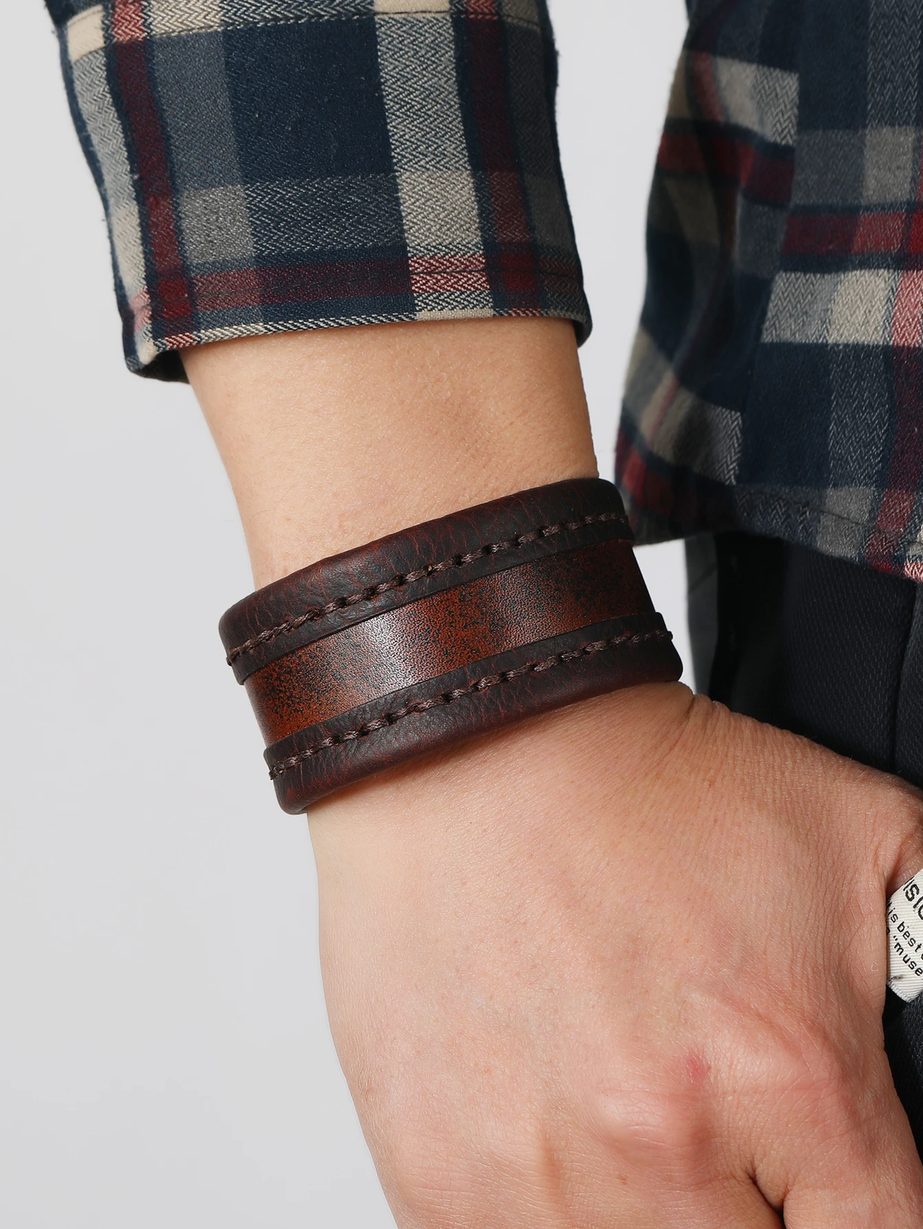 Men Leather Bracelet Vintage cowhide Hand-stitched