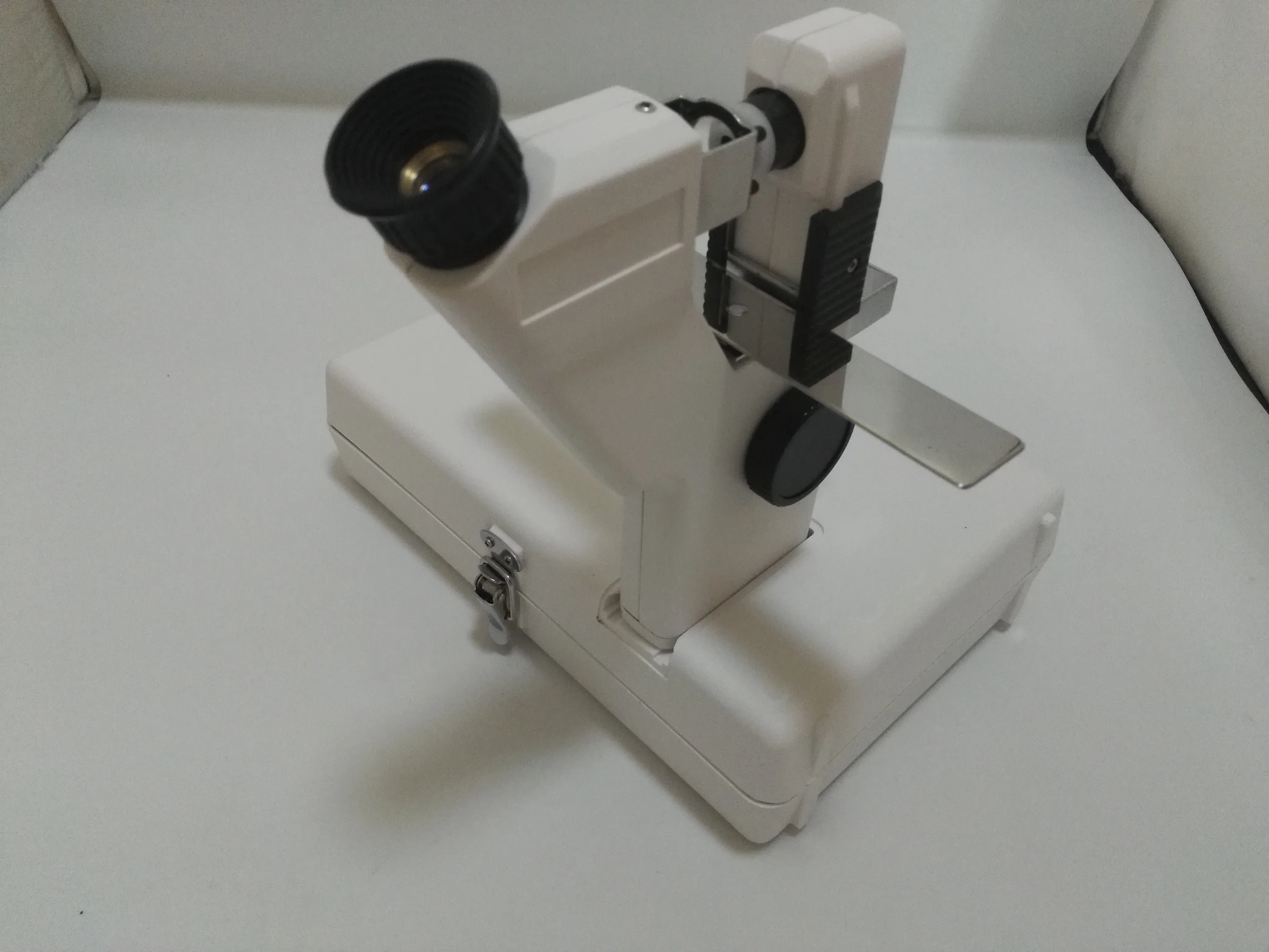 Manual Lensmeter Lensometer Focimeter Optometry Machine DC 3 V
