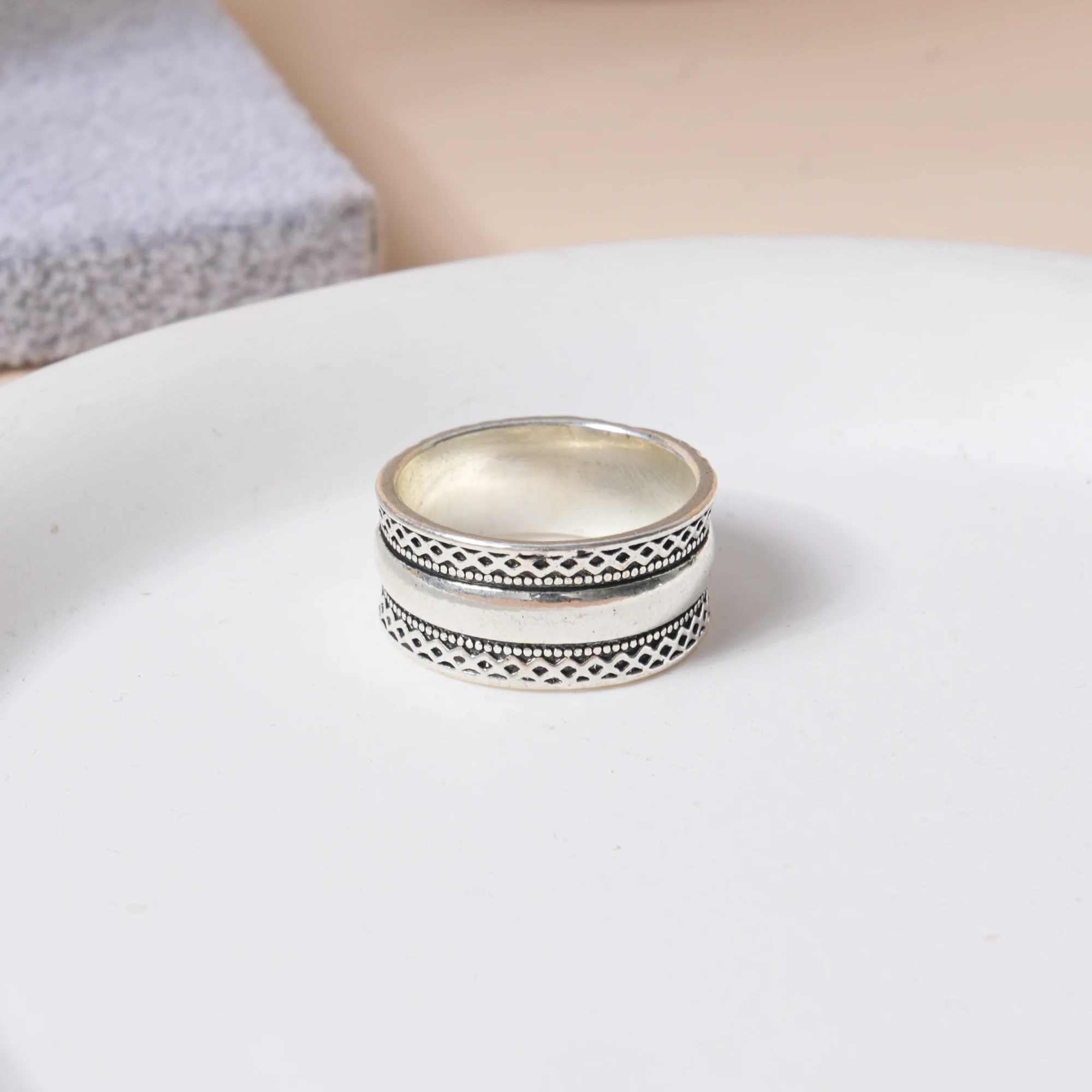 Retro Thai Silver Ripple Cross Ring Men's and Women's Trendy Fashion and Temperament Ring cross rings,fashion rings,fashion ring,finger rings