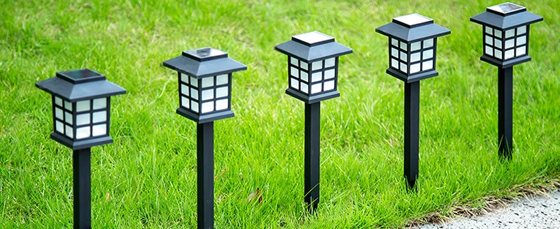 2/4/6/8/10/12Pcs Solar LED Pathway Lights Outdoor Waterproof Walkway Garden Deco