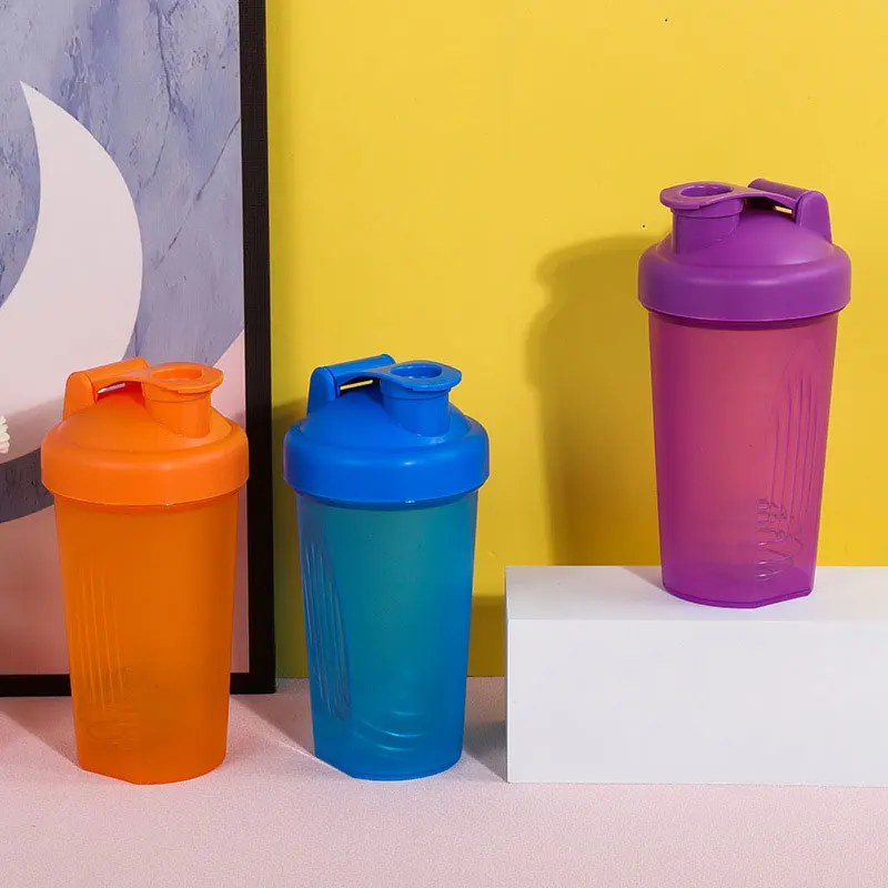 Sports Water Bottle Sports Water Cup Whey Protein Powder Mixing Bottle Fitness Gym Shaker Outdoor Portable Plastic Drink Cup