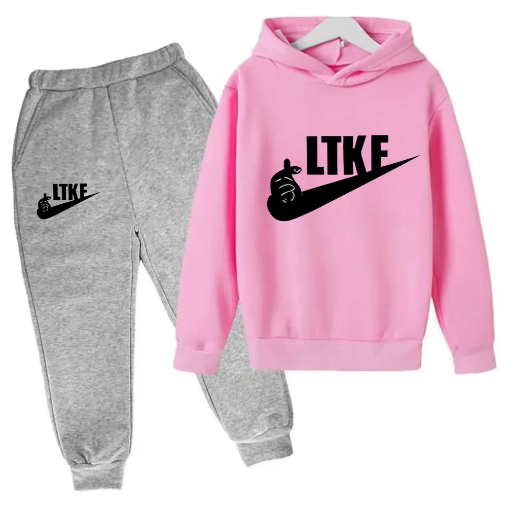 thumbnail image 1 of Conjunto de 2 piezas de sudadera con capucha y pantalón con estampado de marca de diseñador para niños y niñas, ropa deportiva informal de moda para primavera y otoño, 1 of 5