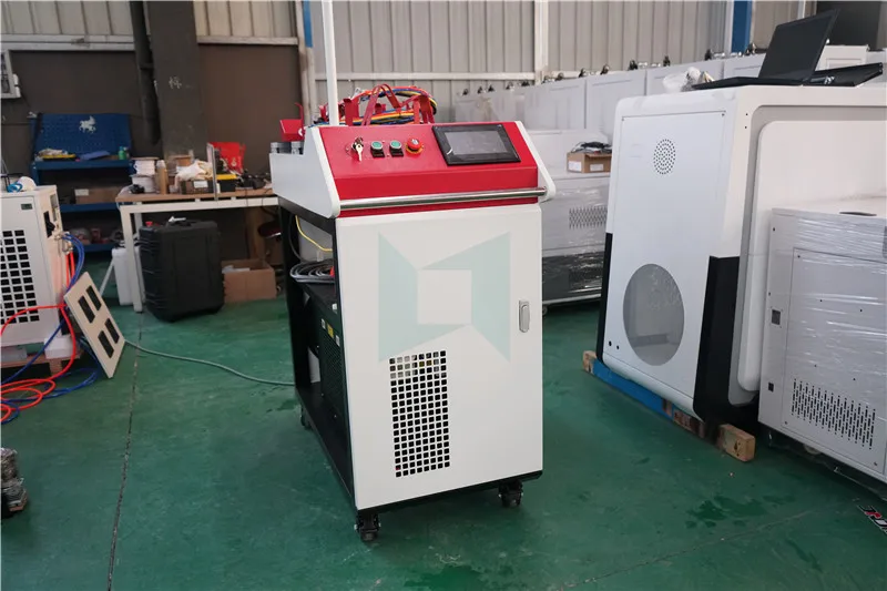 Рисунок 4 - Недорогой волоконный лазер raycus