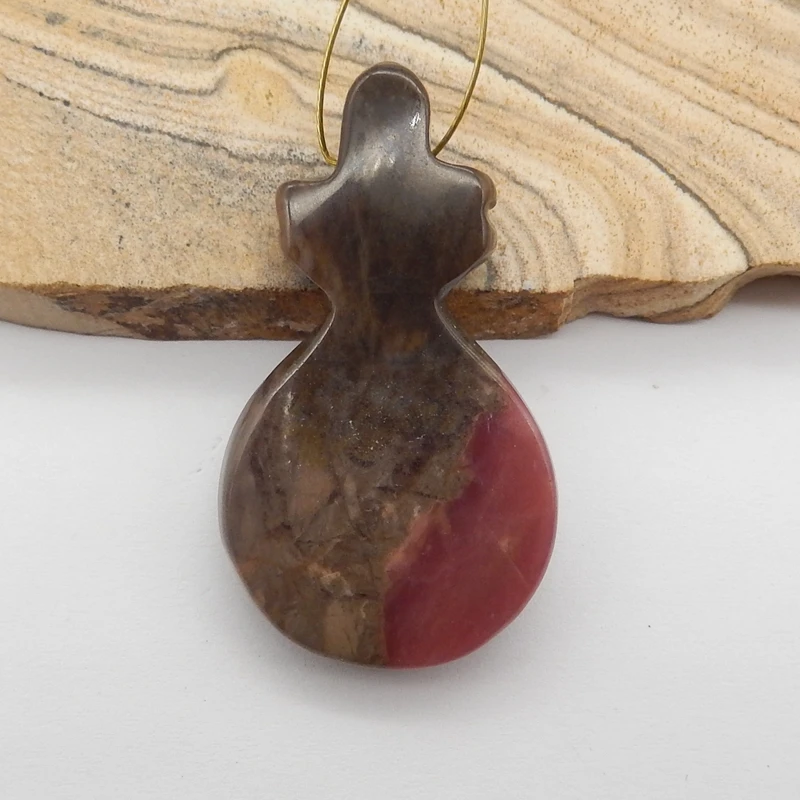 Natural Stone Rhodonite Handmade Carved Pipa Pendant Bead Fashion Jewelry Necklace Accessories 41x23x7mm 12g
