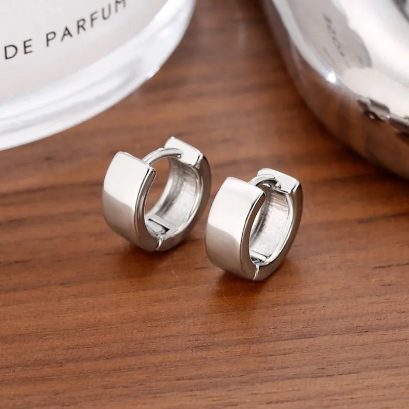 Silver Color Simple Smooth Face Hoop Earrings for Women Fashion Mini Earring Small Circle Huggies Party Jewelry Gifts