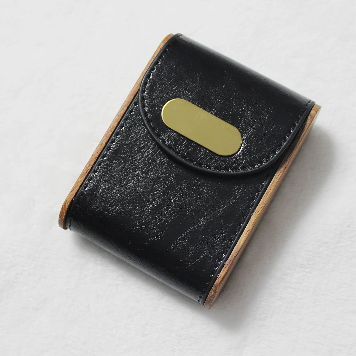 Retro Style Wooden Frame PU Leather Cigarette Box
