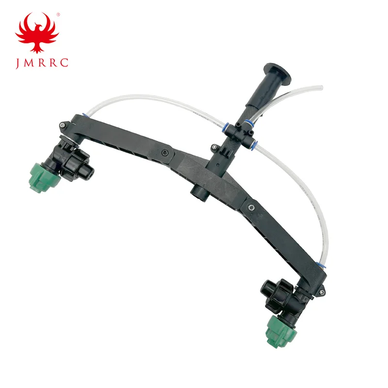 Gros plan sur la double buse haute pression JMRRC, fixée à un drone agricole pour une couverture uniforme
