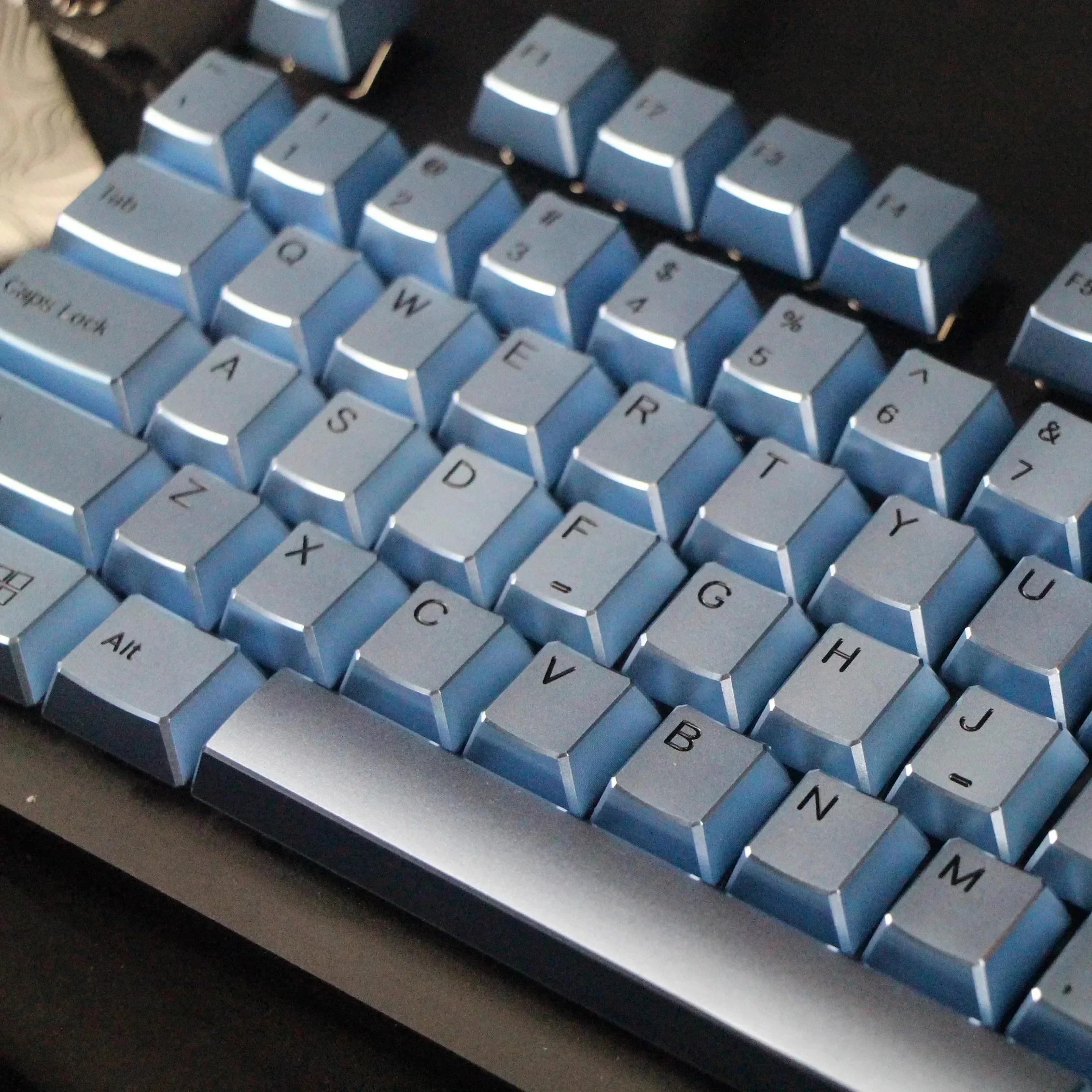 【美品】Hi U M キーキャップ グレー 側面印字モデル 美品】Hi U M キーキャップ グレー 側面印字モデル メカニカル