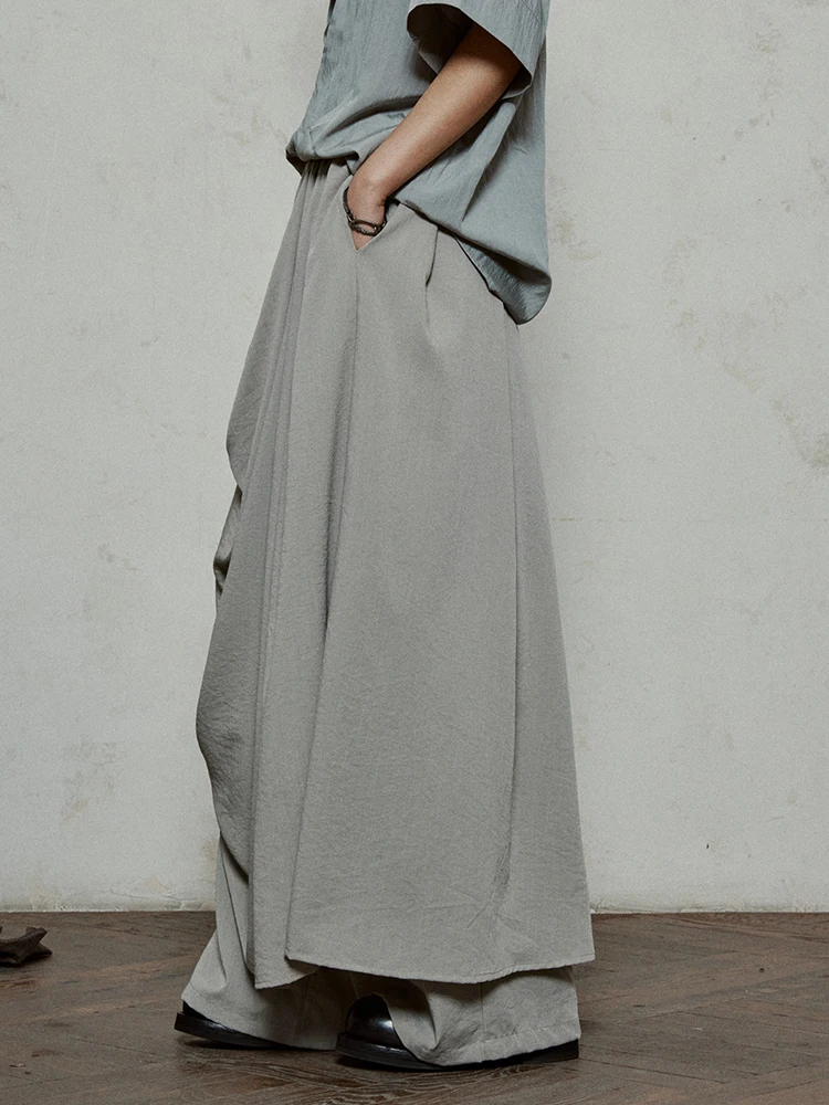 [EAM] High Waist Khaki Gray Irregular Pleated Spliced Long Wide Leg Pants New Trousers Women Fashion Spring Autumn 2026 1DJ1181