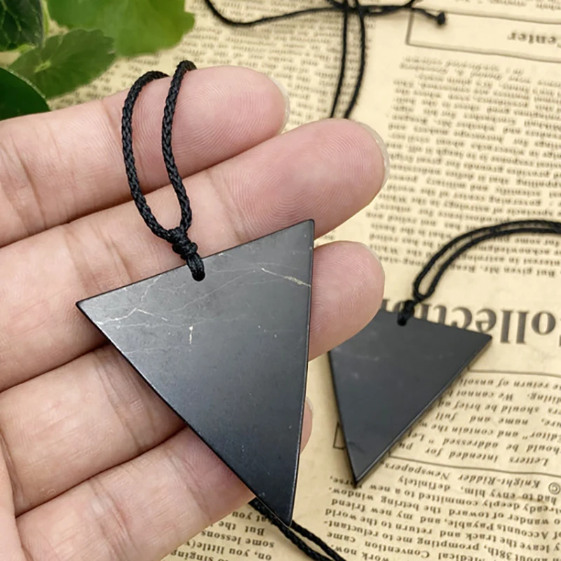 High Quality Wholesale Shungite Reverse Triangle Pendant Conductive Energy Gift for Decoration & Healing