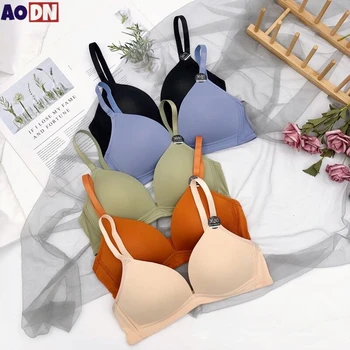 Spalline regolabili che raccolgono reggiseni da ragazza Intimo da donna Sottile e traspirante Coppa a triangolo Bralette Reggiseno senza cuciture