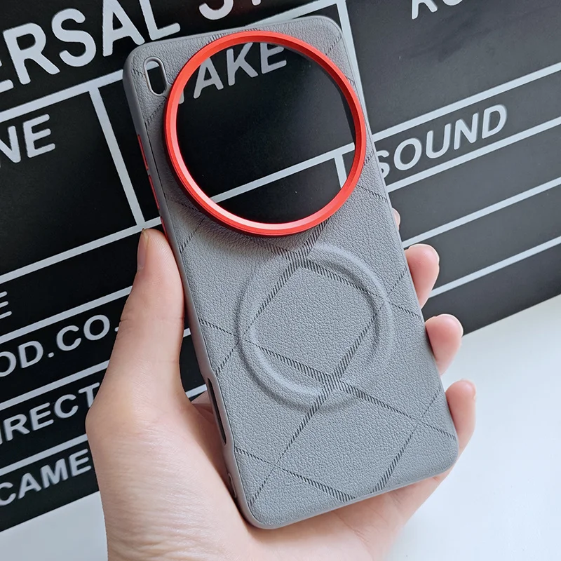 Luxury Leather Pattern Magnetic Soft Hybrid TPU+Metal Back Case - Enhanced Quality