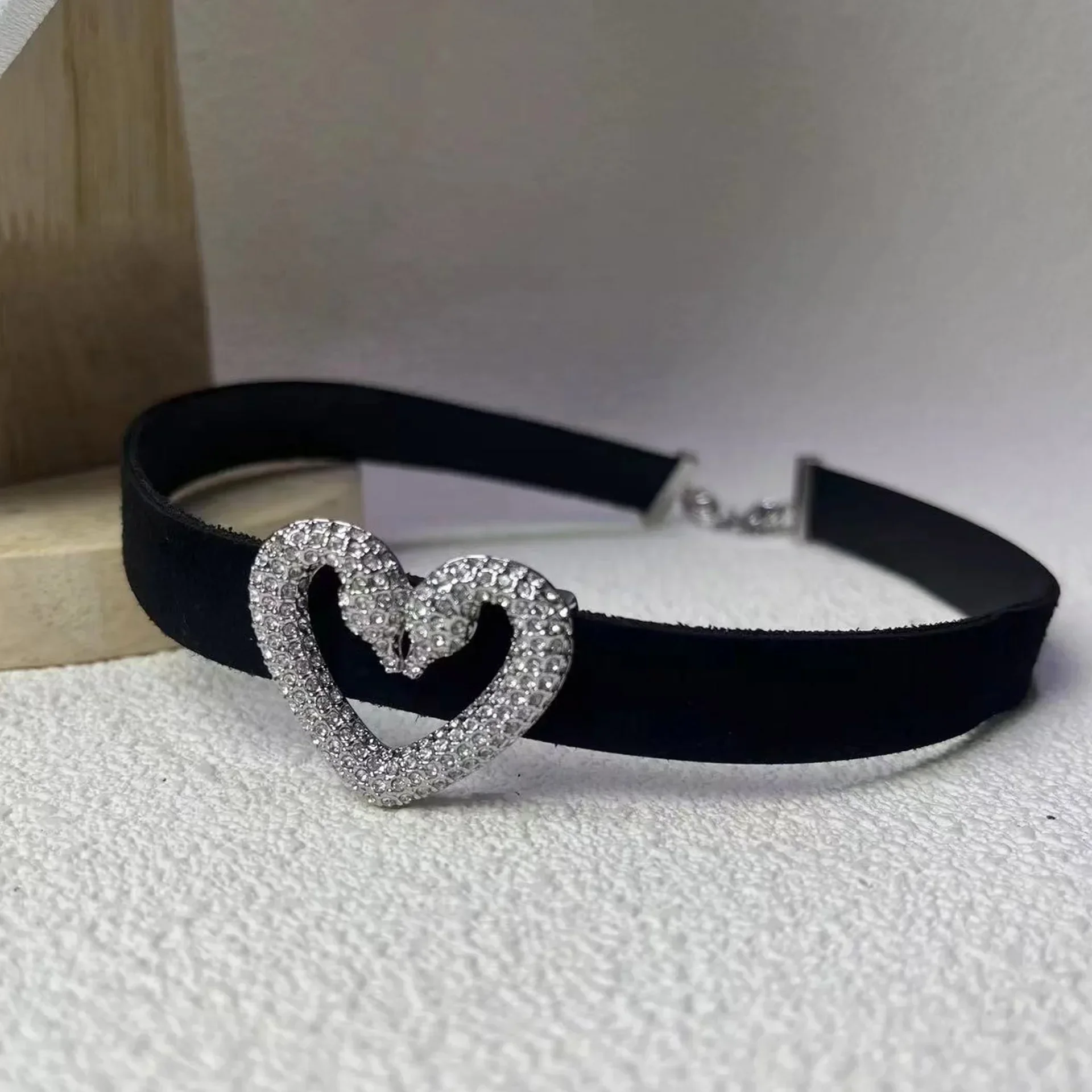 2025 Original Heart-Shaped Series Fine Jewelry Sets Fashion High Quality for Women Necklace Earrings Bracelet Ring Wedding Gifts 4
