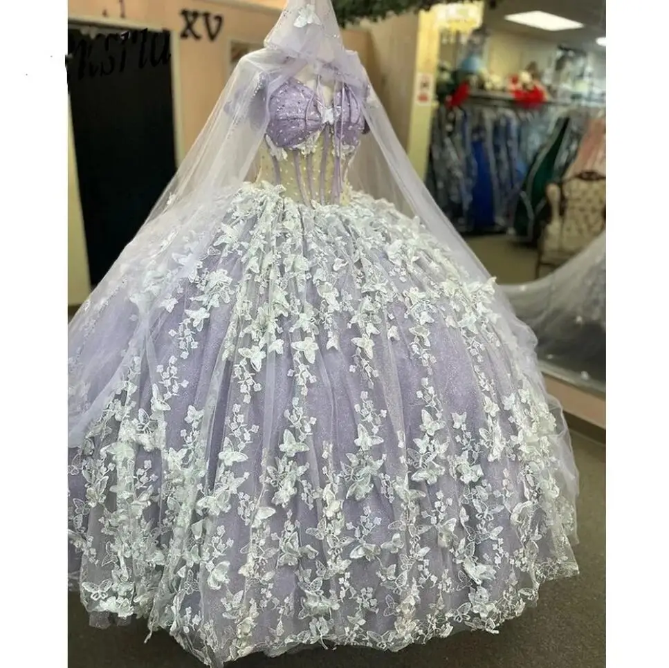 

Блестящие Лавандовые сиреневые платья для Quinceanera с накидкой бабочкой на шнуровке, корсет, платья для 15 лет, дня рождения, платье для выпускного вечера
