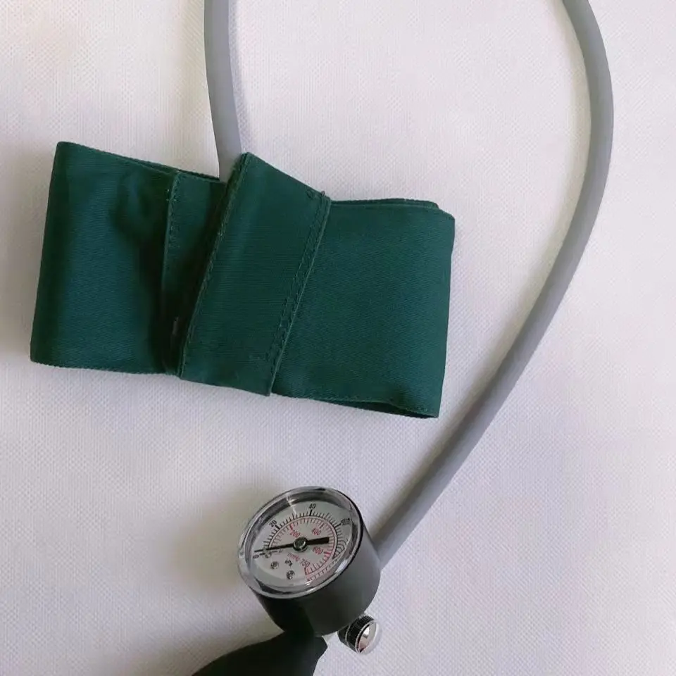 Manual Pneumatic Air Pressure Tourniquet Cuff Belt Air Pressure Hemostat Tourniquet Orthopedic Surgery for Adult Child Arm Thigh