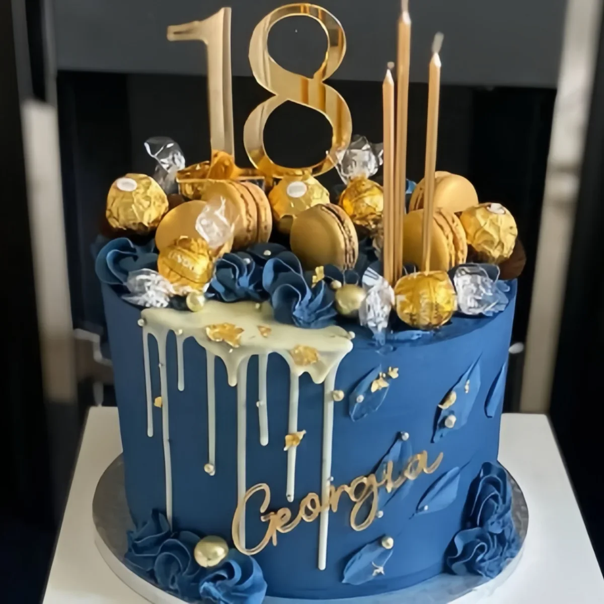 18th Birthday Acrylic Cake Topper, Elegant Coming of Age Party Decoration, Perfect for Adult Celebration Cakes & Parties