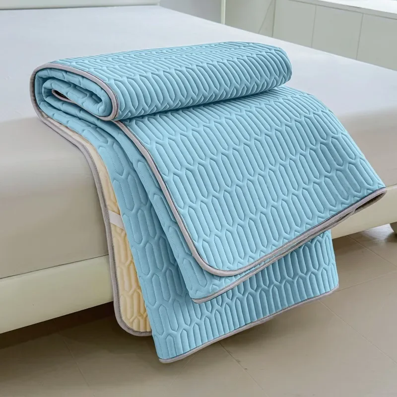 Latex Bed Sheets Bed Cover Washable Non-Slip Solid Covers Solid Color Mattress Topper Summer Bedspread For Summer Dust Mat