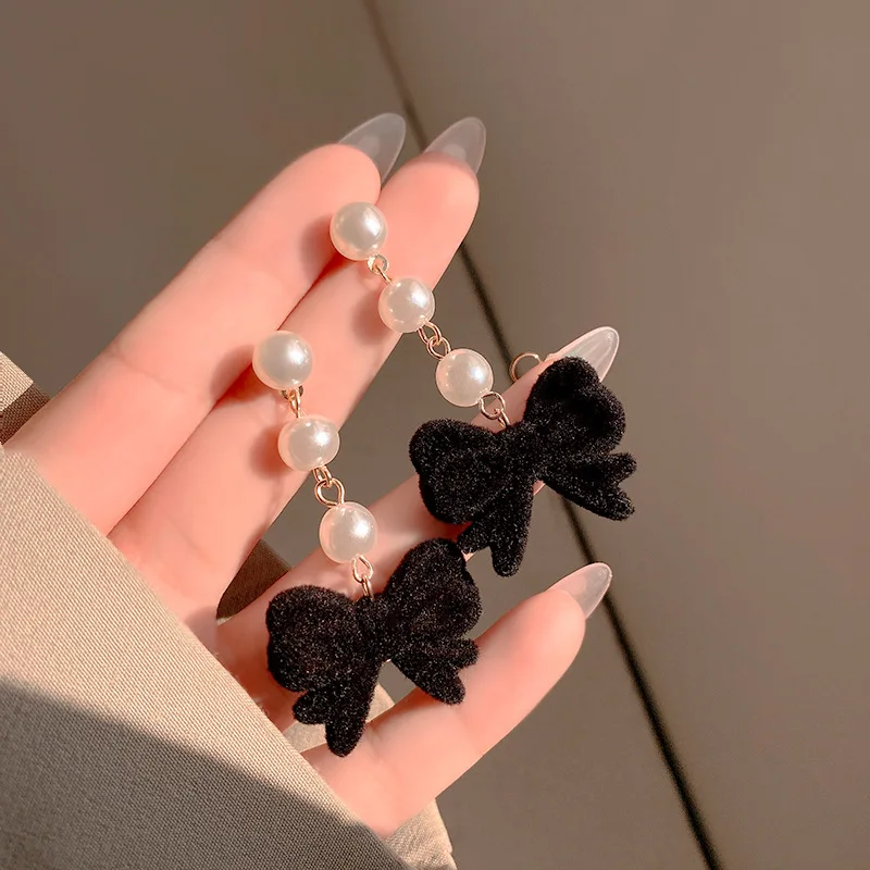 ★人氣★LOVE ME MONSTER★Pearl Velvet Ribbon Earrings ☆人氣☆LOVE ME MONSTER☆Pearl Velvet Ribbon Earrings