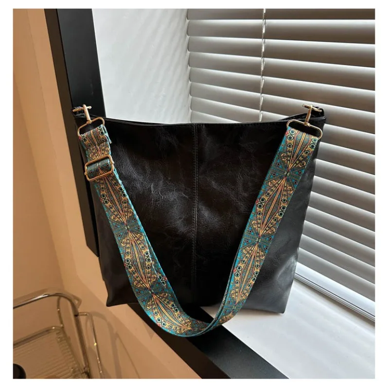 รูปสินค้า Vintage PU Shoulder Bag กระเป๋าแฟชั่นผู้หญิง