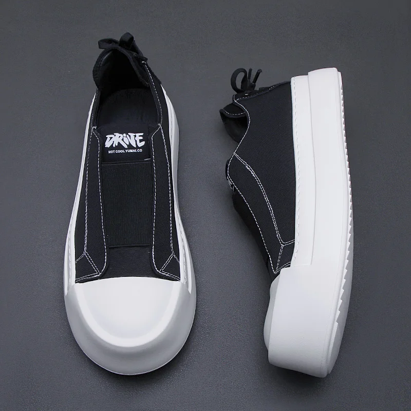 Men's shoes 2025 spring new breathable casual shoes men soft sole comfortable loafers men's black canvas shoes 2