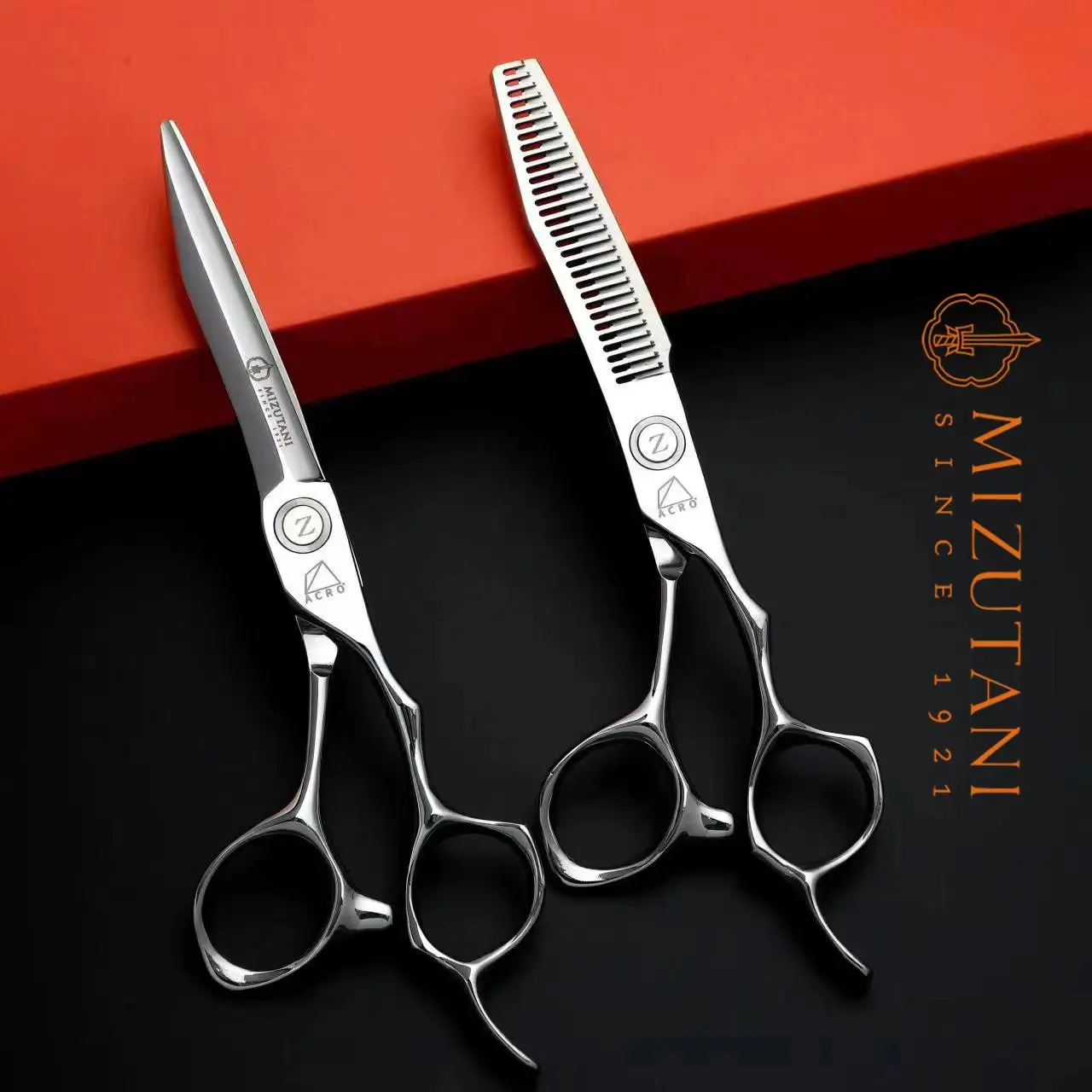 Description Picture 2 of itemMIZUTANI Professional Barber Scissors Grand Samurai Damascus Pattern 6