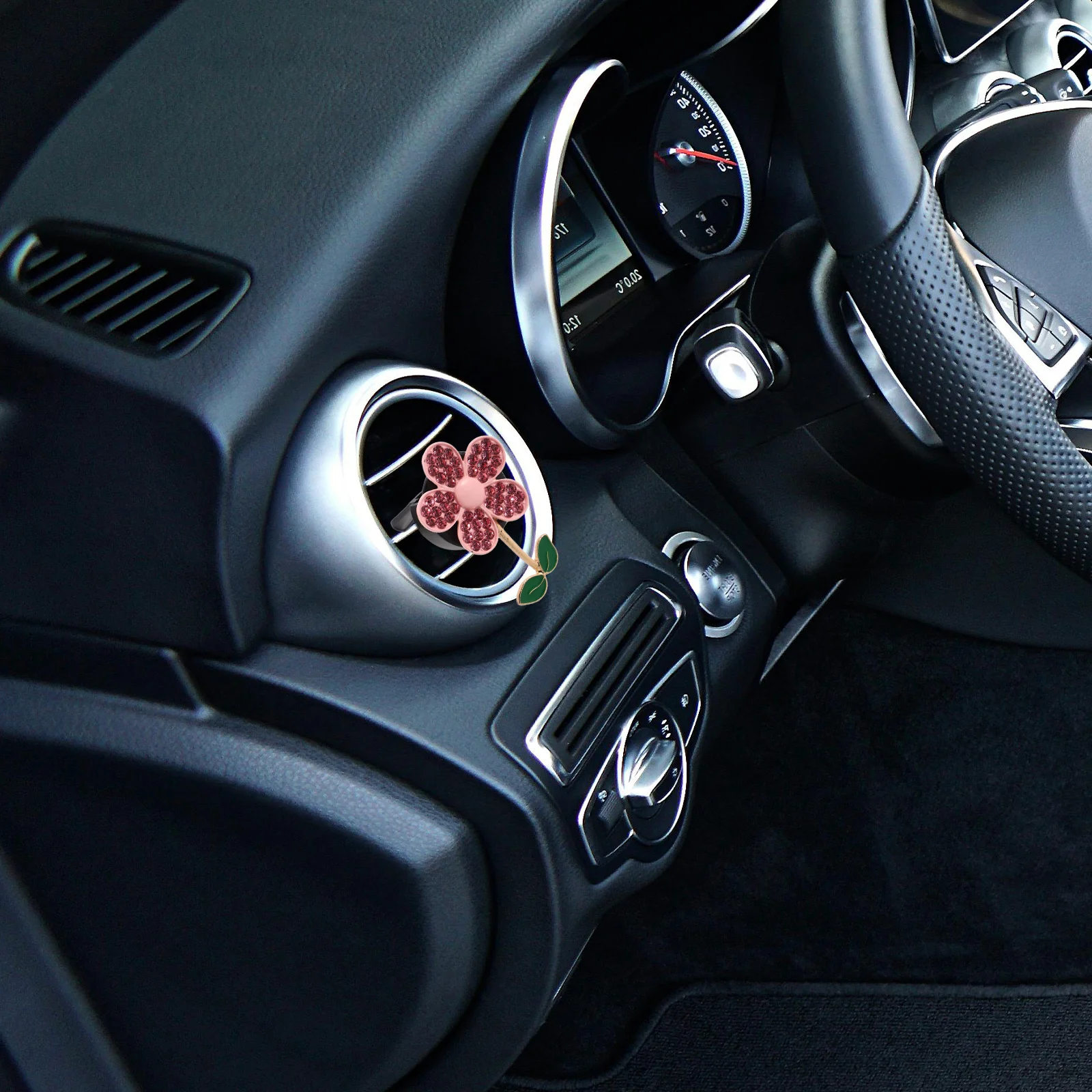 ������ ���� ���ν��� ��� �Ϳ��� �ڵ��� �׼����� ���׸��� �̿� �ʴ� �ڵ��� �ʼ�ǰ 1��Ʈ ȯ�ⱸ Ŭ�� ������