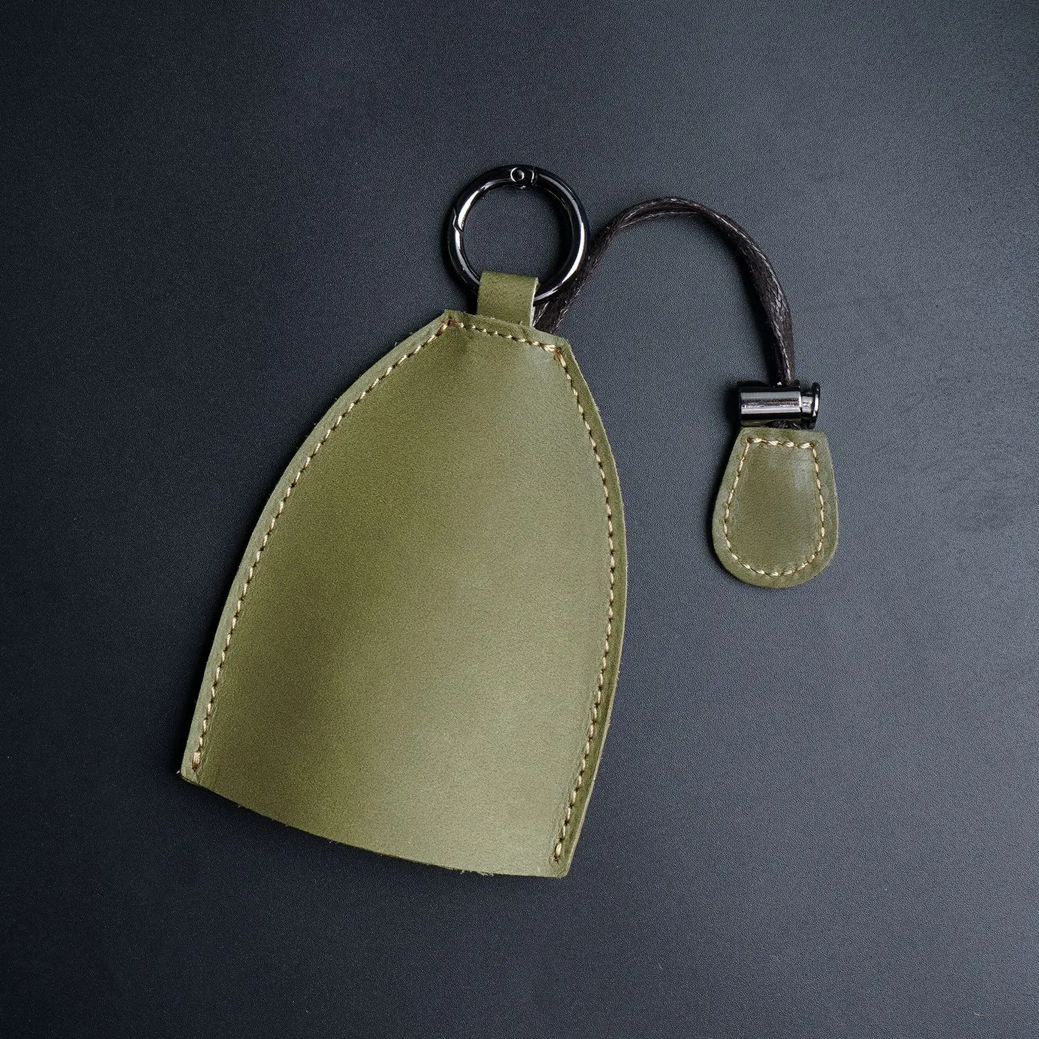 Elegant Genuine Leather Key Holder Case with Key Ring – Handmade Protective Cover