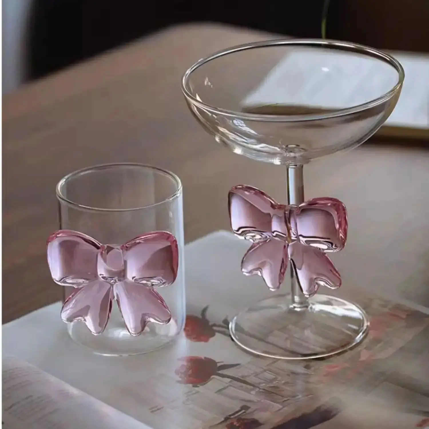 Light luxury Pink Large Bow Glass Cup Heat-resistant Glasses Goblet Champagne Bow Handle Glass High BorosilicateCold Drink Cup drinking glasses set,crystal glass cup