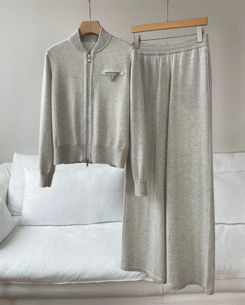 Women's Pants Suit Cashmere Beaded Stand Collar Knitted  Cardigan Jacket + High waist Wide-leg Trousers 2-Piece Set Autumn Winte 3