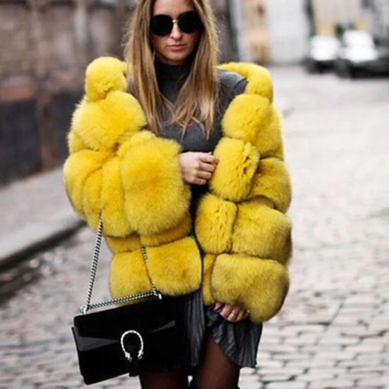 

2023 Tops Female Overcoat Mink Coat Autumn Winter Faux Fur Coat Women Elegant Thick Warm Hooded Faux Fur Jacket For Women NBH909